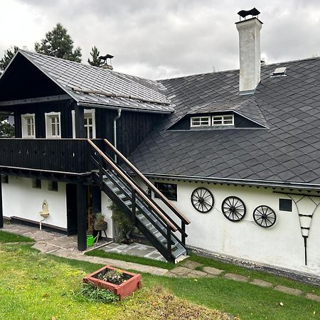 Penzion Pod Zeleznym Vrchem Chřibská Eksteriør billede